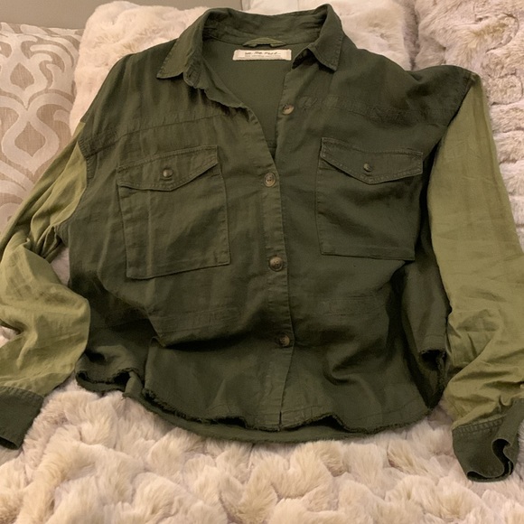 Free people movement button down never worn size small - Picture 3 of 4
